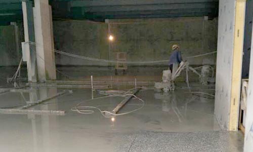 20170418广汉6栋魔芋面厂房装修磨石最后清理