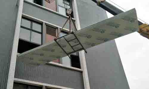 20170611广汉4栋调味醋 吊运板材至2楼