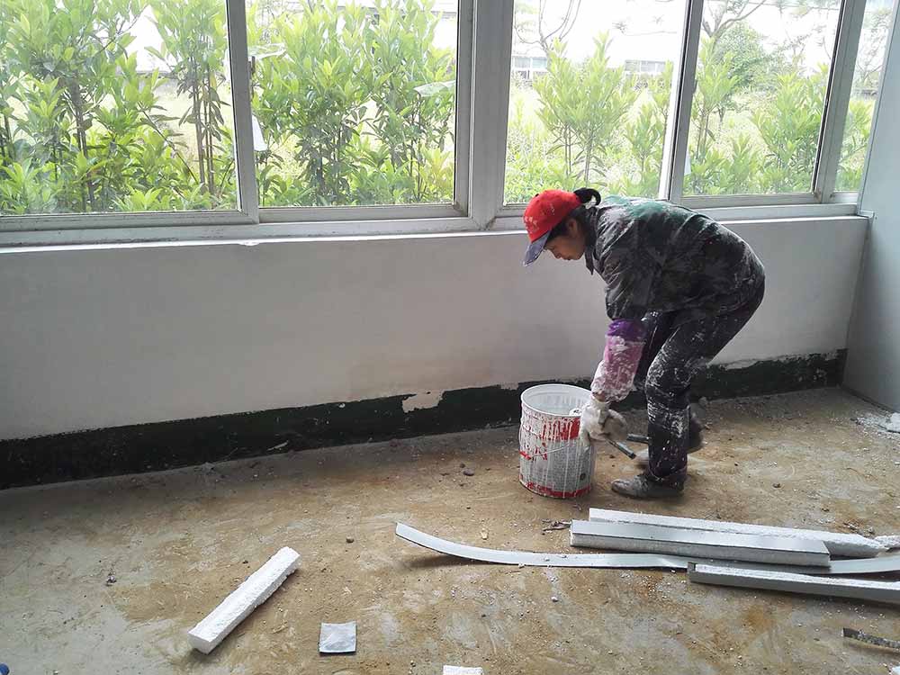 隆昌县肉制品厂房施工现场已经基本装修完成