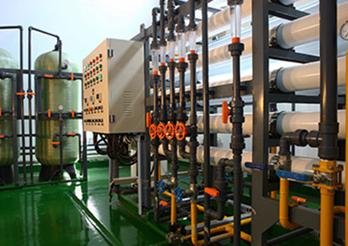 成都市自然泉水业有限公司