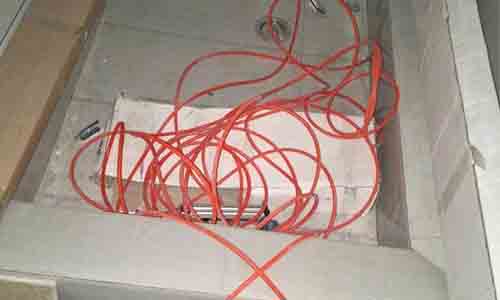 20170528新都军屯月饼 瓷砖完工，吊顶收尾